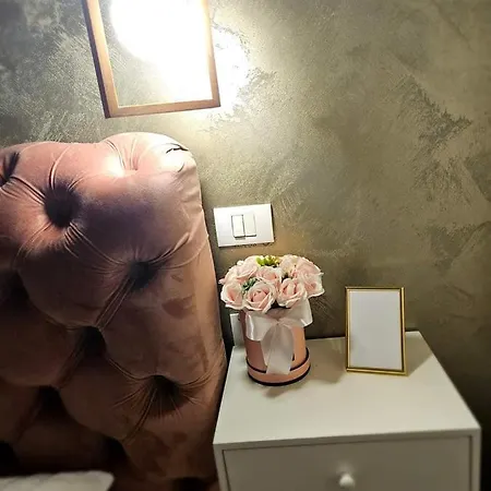 Laci Lak Premium apartment Gran Varadino Esterno foto