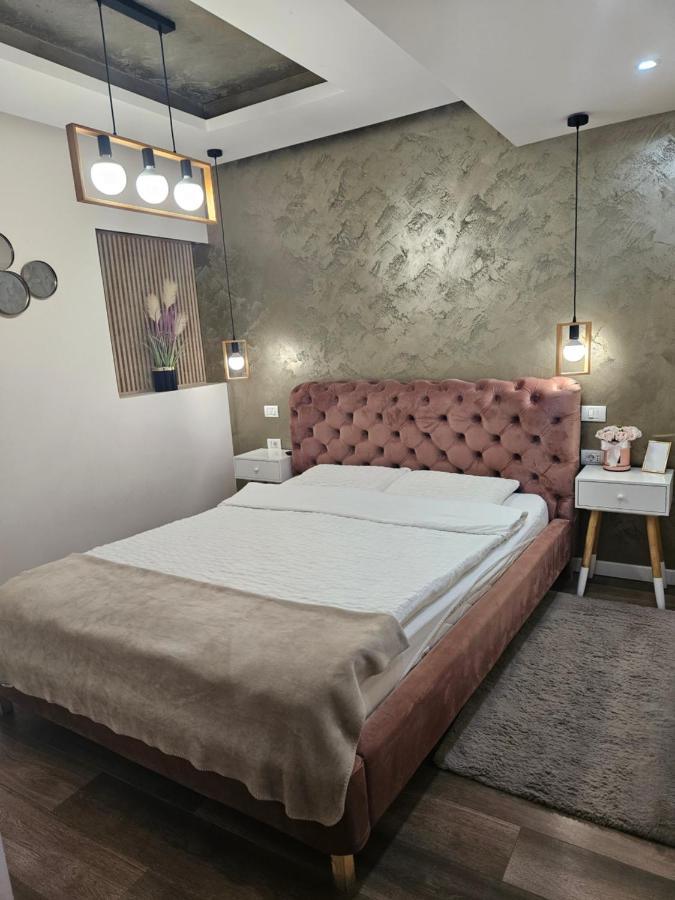 Laci Lak Premium Apartment *